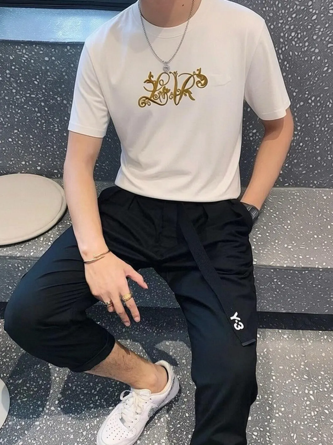 Louis Vuitton/Louis Vuitton gold flower signature embroidered short sleeves